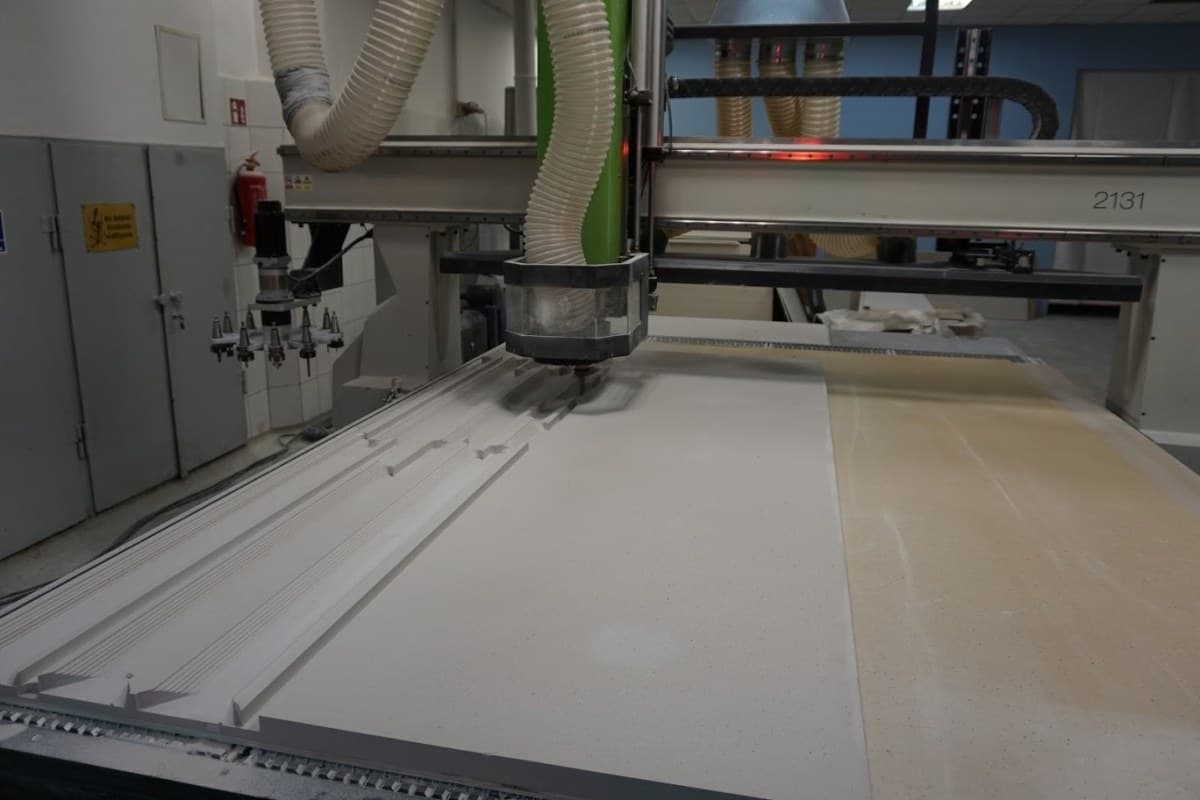 Moulure : Finition minimaliste et simple – vue 2