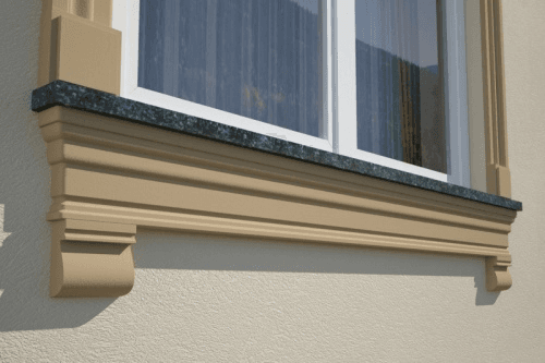 Support décoratif : profil fluide et courbé